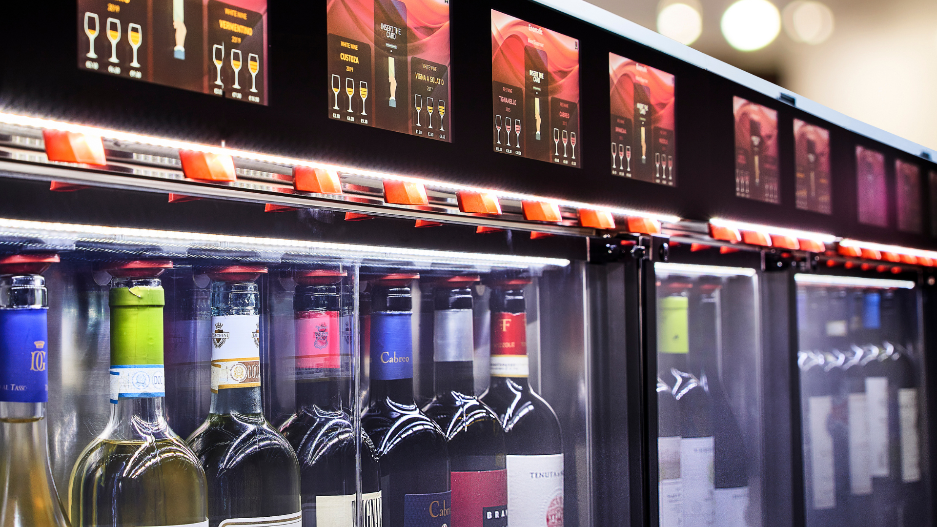 Distributeurs de vin au verre enomatic vendus en France par enostore France