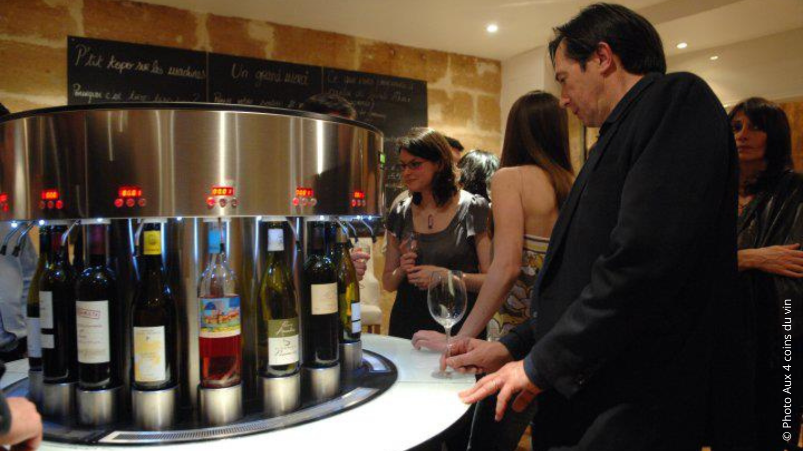Restaurant, bar à vin Aux quatre coins du vin, Bordeaux