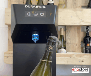 Duraperl de Winefit, une machine qui préserve l’effervescence des bouteilles ouvertes pendant plus de 2 semaines.